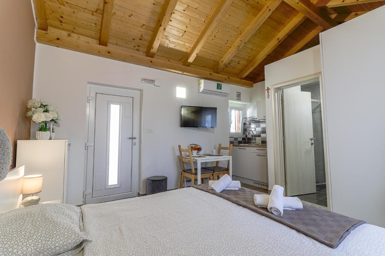 Apartman Juraj I Matej Vrsar Ngoại thất bức ảnh