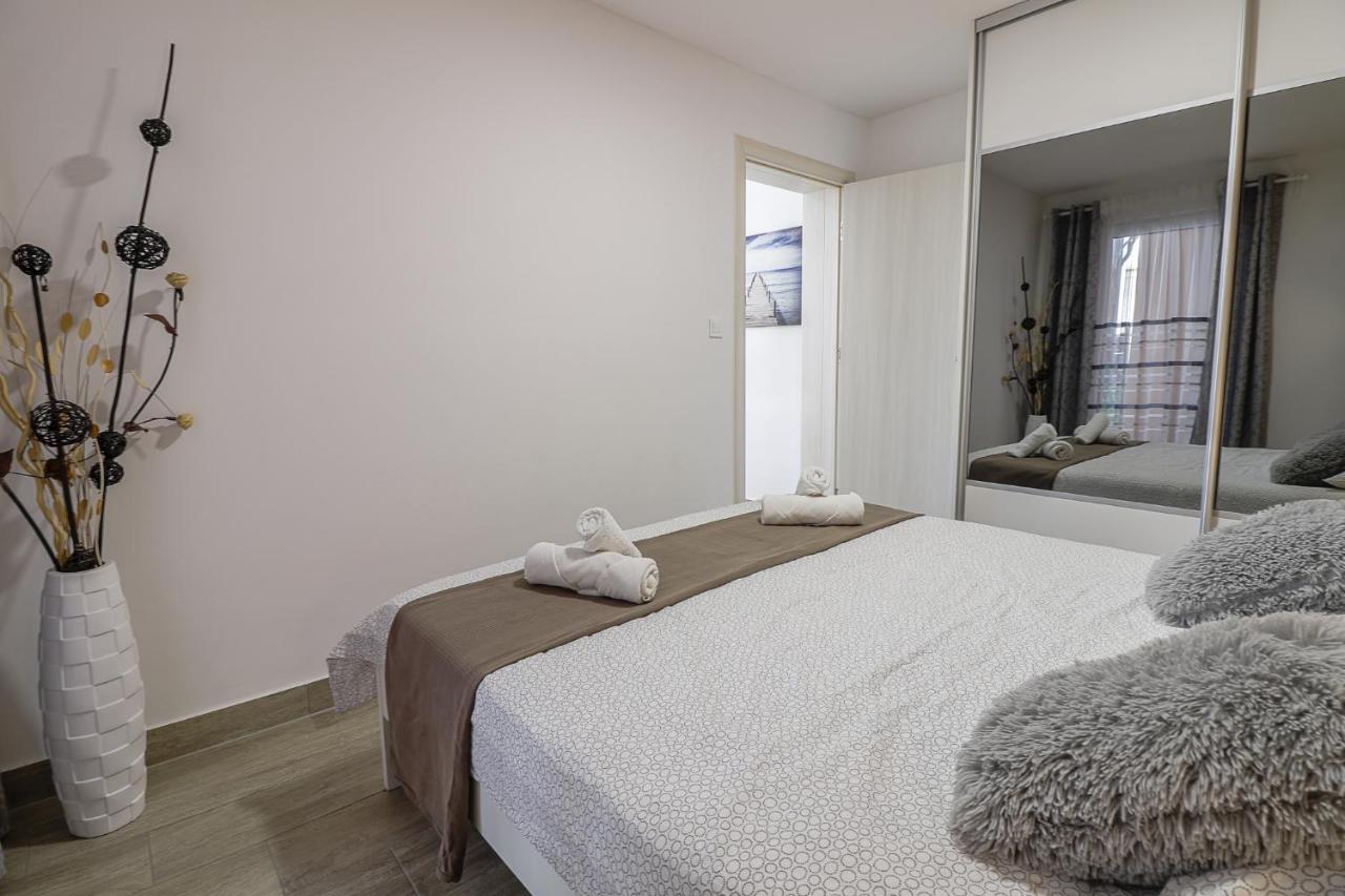Apartman Juraj I Matej Vrsar Ngoại thất bức ảnh