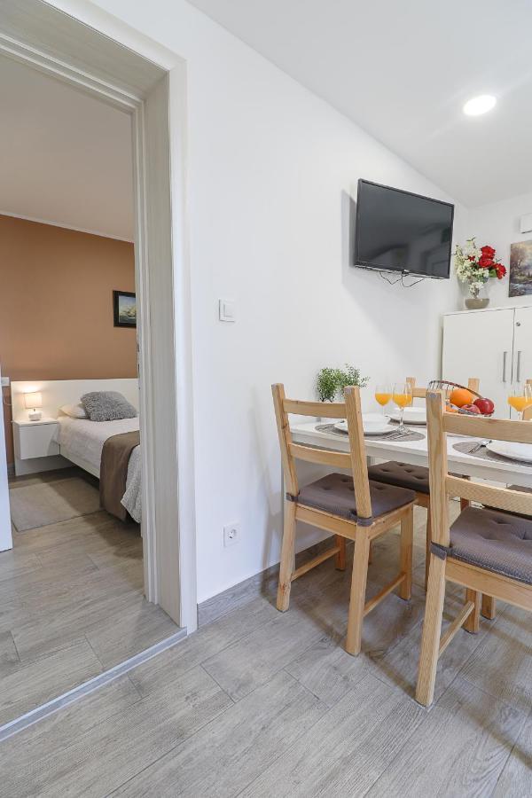 Apartman Juraj I Matej Vrsar Ngoại thất bức ảnh